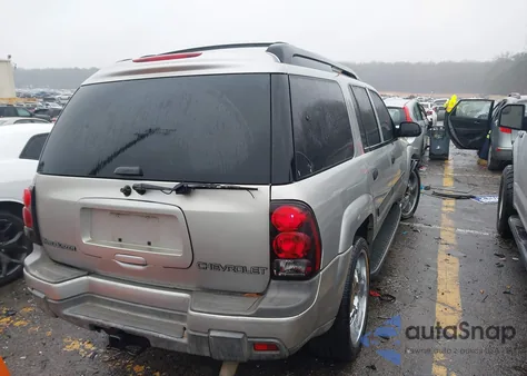 2004 Chevrolet Trailblazer Ext Ls z USA, uszkodzony, nr VIN 1GNET16SX46221692